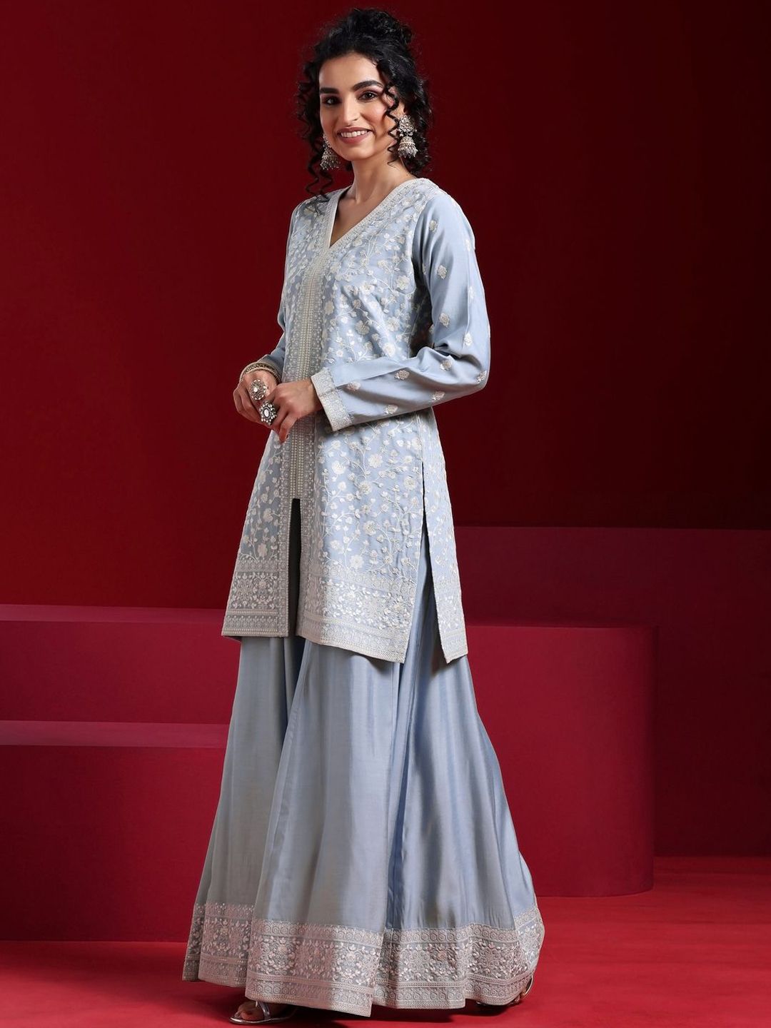 Dhiyona LL Floral Embroidered Regular Sequinned Kurta with Palazzos & Dupatta