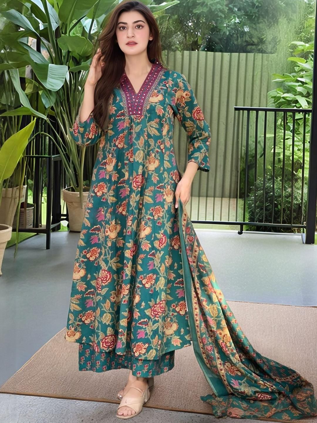 Dhiyona KL Women Green Rayon Blend Printed Anarkali Kurta Set With Dupatta