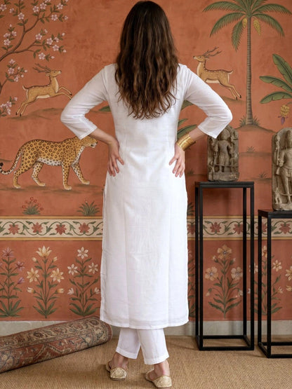 Women Ethnic Motifs Embroidered Regular Thread Work Kurta with Trousers & With Dupatta