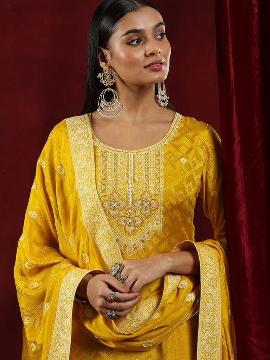 Ethnic Motifs Embroidered Beads and Stones Straight Kurta with Trouser & Dupatta