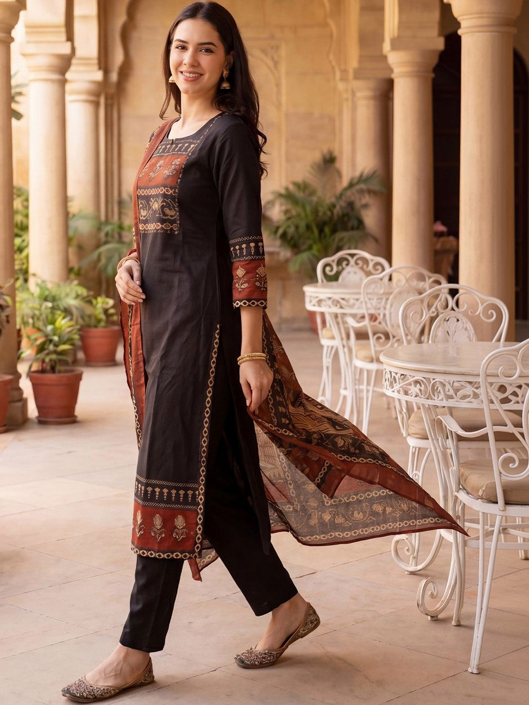 Women Ethnic Motifs Printed Regular Pure Cotton Kurta with Trousers & With Dupatta