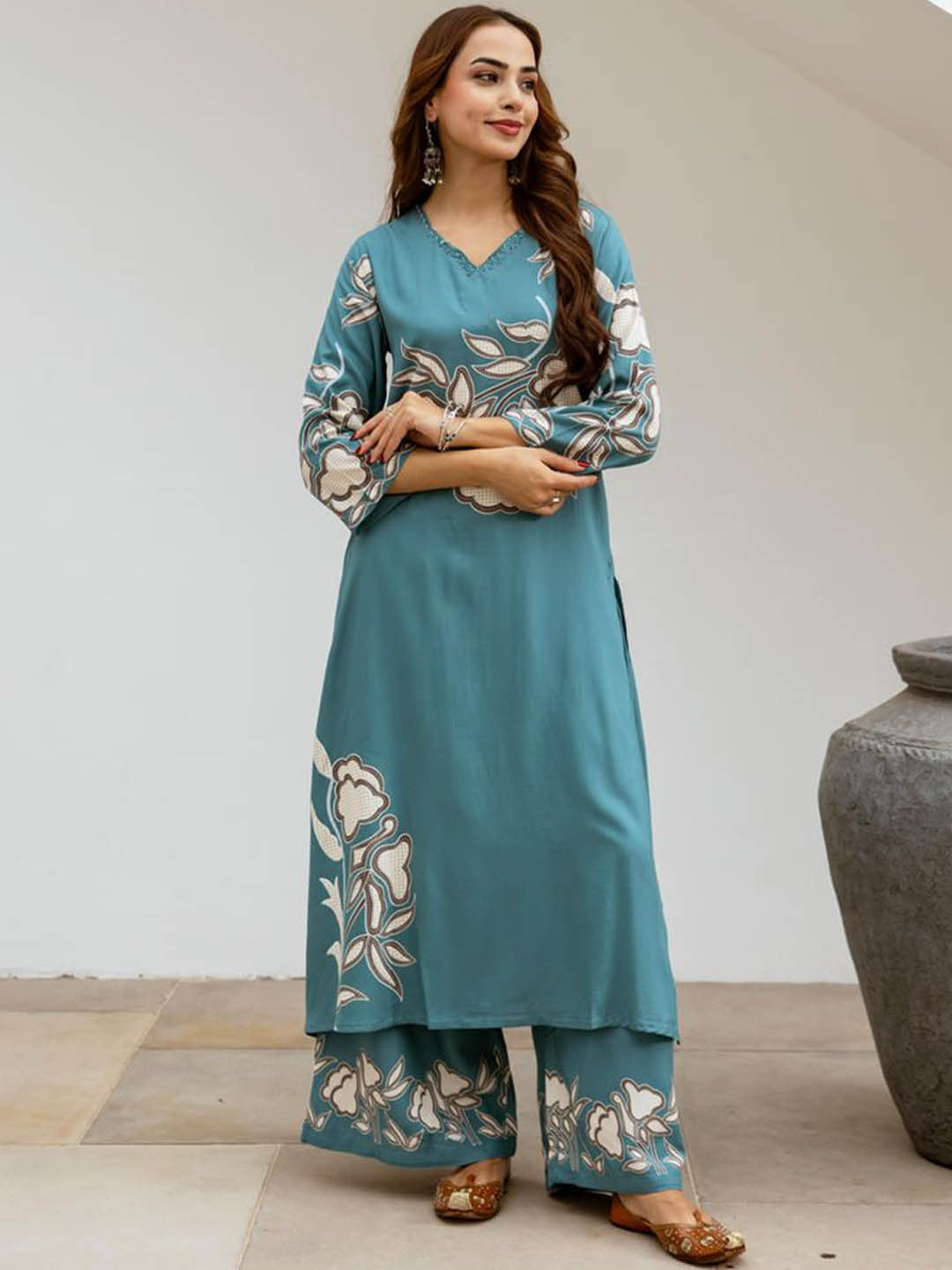Women Floral Printed Kurta with Palazzo