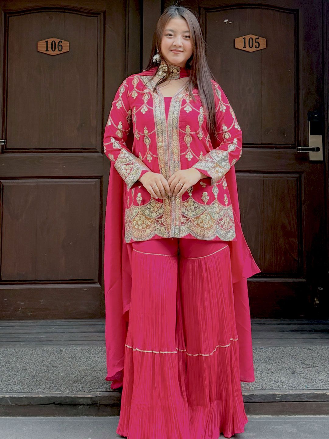 Dhiyona LL Floral Embroidered Notch Neck Zari Straight Kurti With Sharara And Dupatta