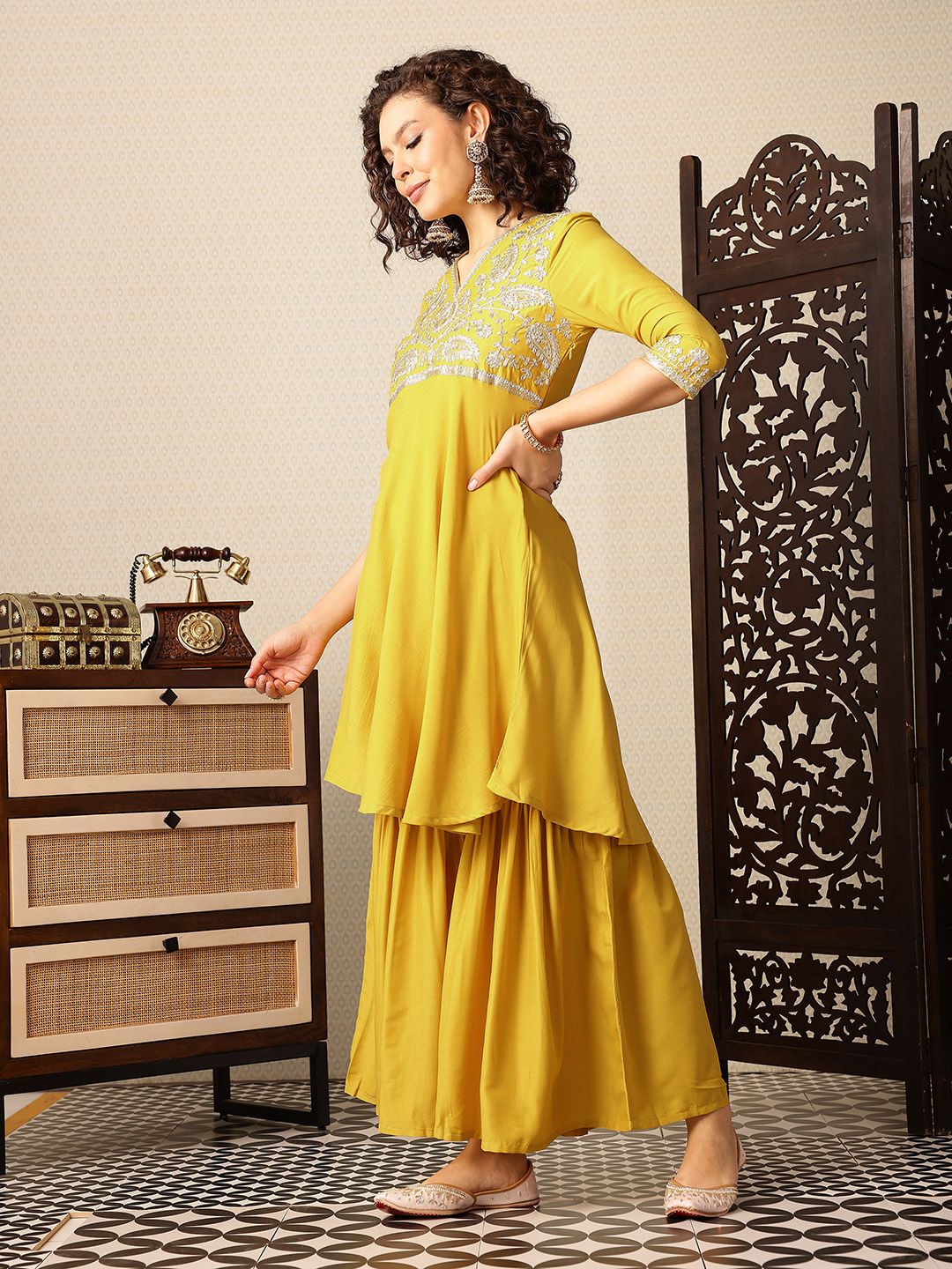 Dhiyona HOP Ethnic Motifs Yoke Design Thread Work Jashn Kurta with Sharara & Dupatta