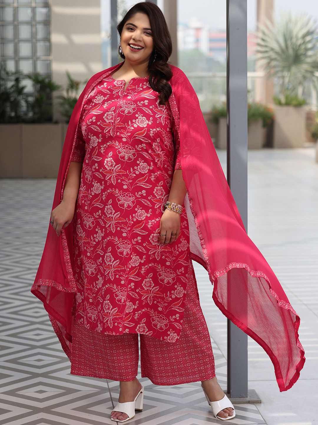 Dhiyona Women's Plus Size Floral Printed Pure Cotton Kurta with Palazzos & Dupatta