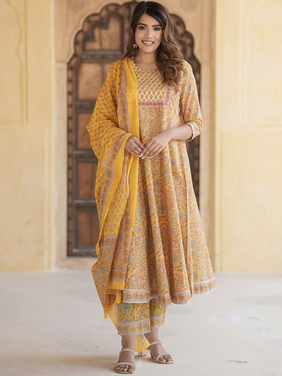 Dhiyona KL Floral Printed Pure Cotton Anarkali Kurta With Trousers & Dupatta
