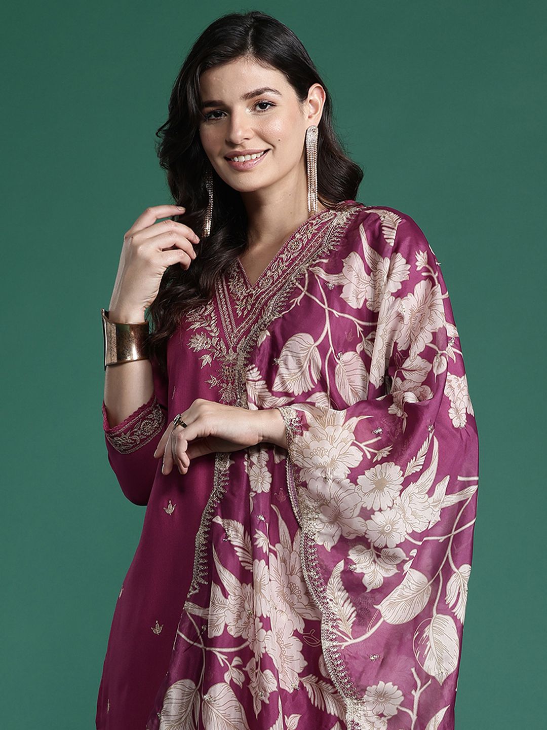 Dhiyona IE Ethnic Motifs Embroidered Thread Work Kurta with Salwar & With Dupatta