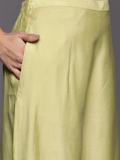 Women Green Floral Printed Liva Kurta with Palazzos & With Dupatta