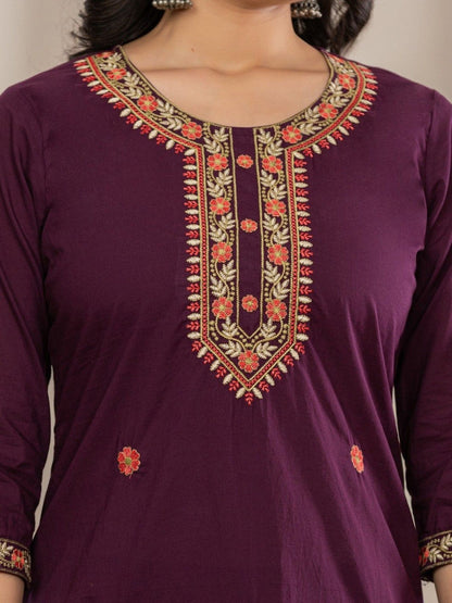 Women Ethnic Motifs Embroidered Regular Thread Work Pure Cotton Kurta with Trousers & With Dupatta