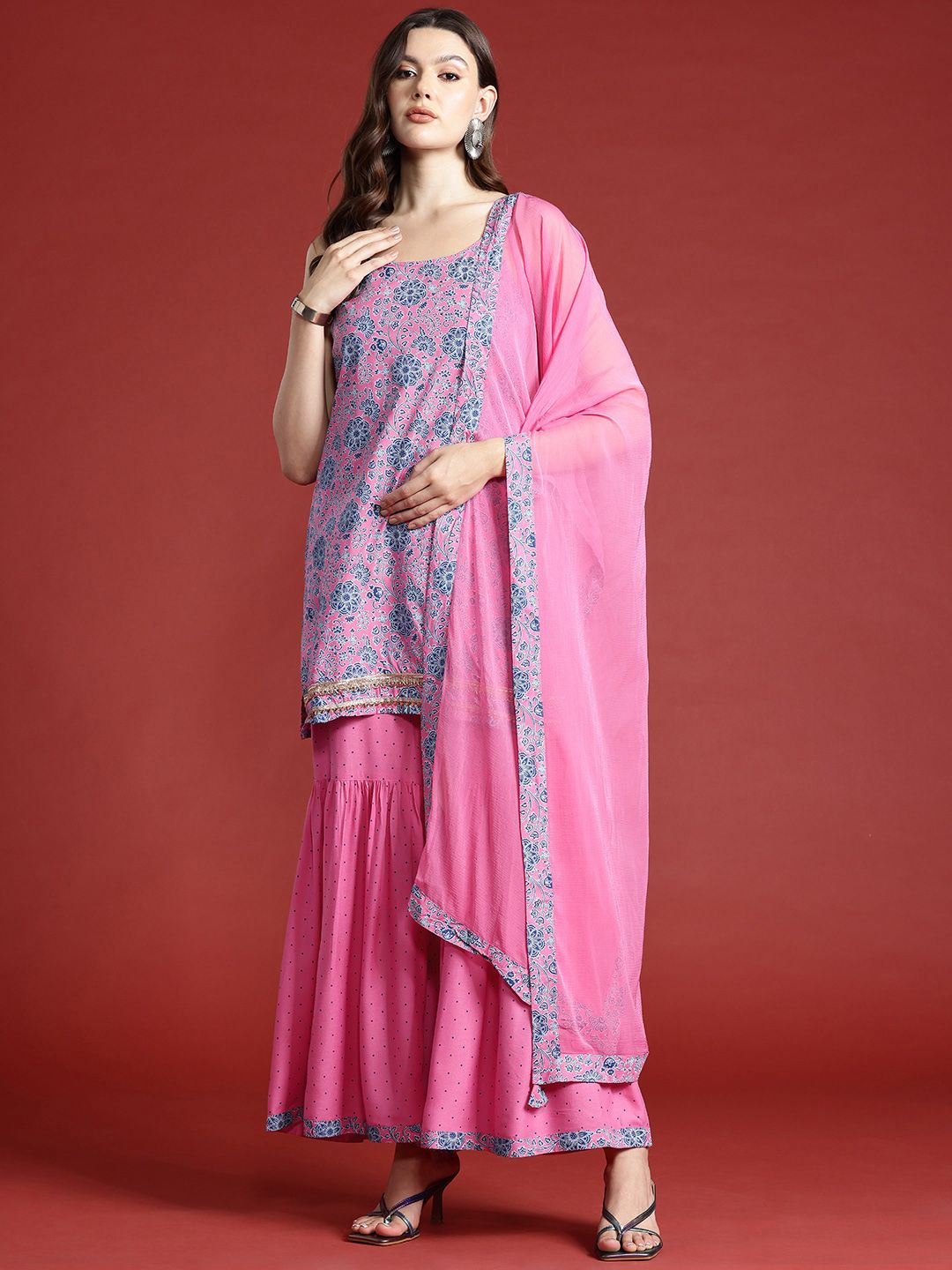 Dhiyona AN Floral Printed Regular Kurti with Sharara & With Dupatta