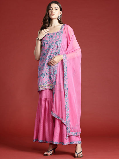 Dhiyona AN Floral Printed Regular Kurti with Sharara & With Dupatta