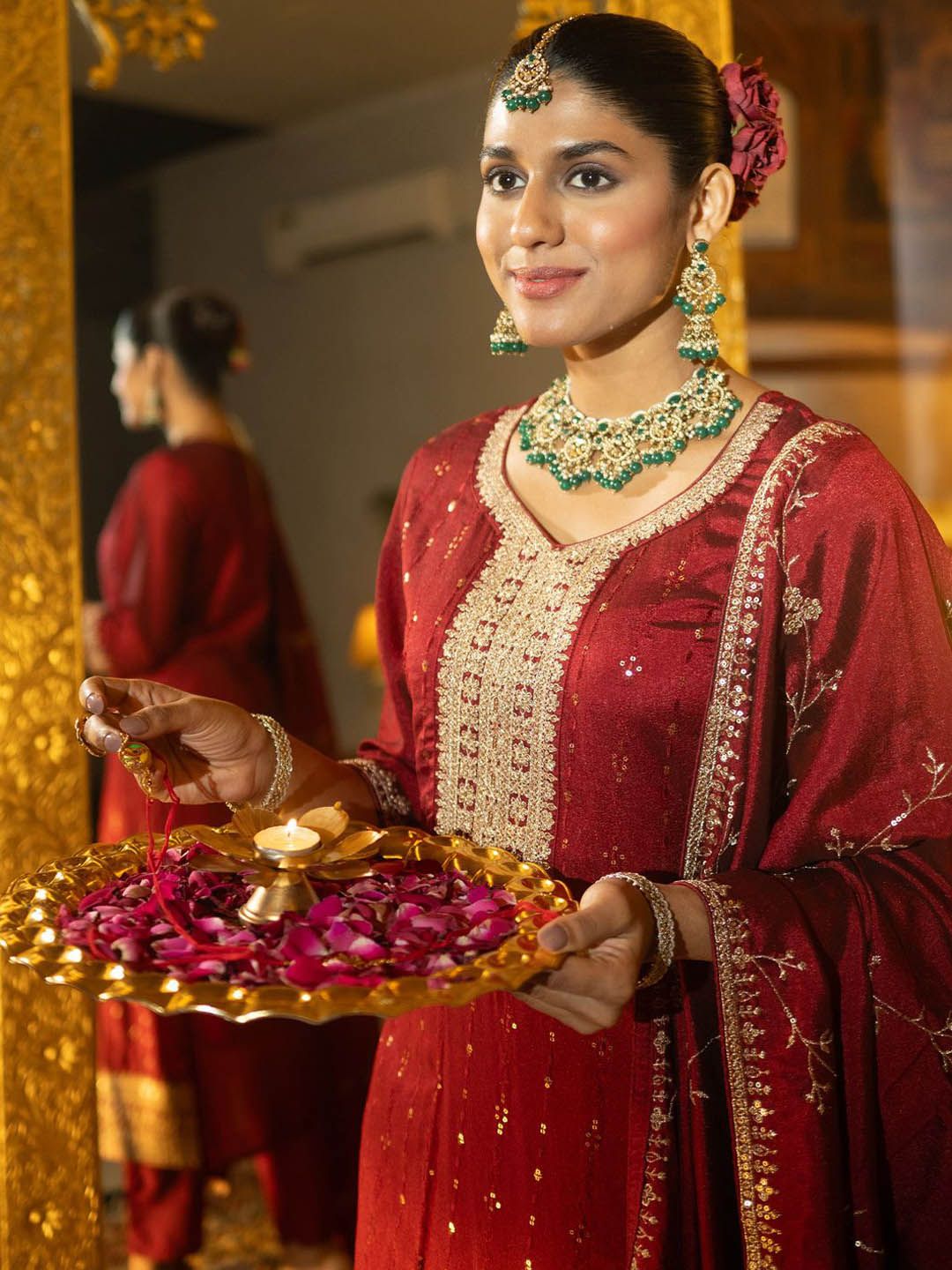 Dhiyona IE Women Floral Embroidered Sequinned Straight Kurta With Trousers & Dupatta