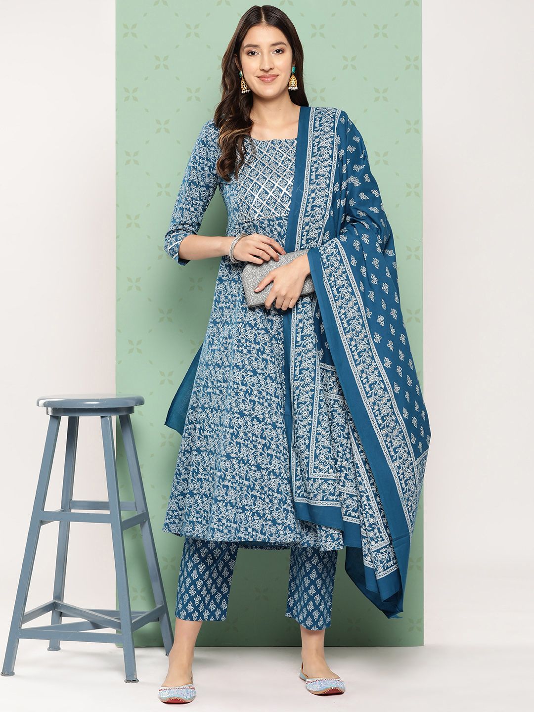 Dhiyona KL Women Ethnic Motifs Printed Empire Gotta Patti Kurta with Trousers & With Dupatta