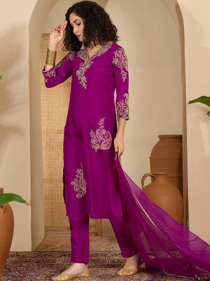 Women Ethnic Motifs Embroidered Regular Thread Work Kurta with Trousers & With Dupatta
