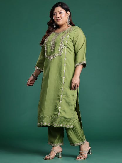 Dhiyona Women's Plus Size Floral Embroidered Gotta Patti Kurta with Trousers & With Dupatta