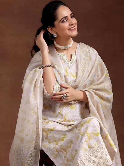 Women Ethnic Motifs Printed Regular Kurta with Trousers & With Dupatta