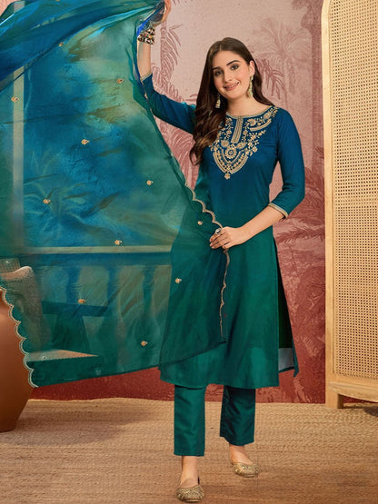 Embroidered Round Neck Kurta & Trousers Kurta Sets