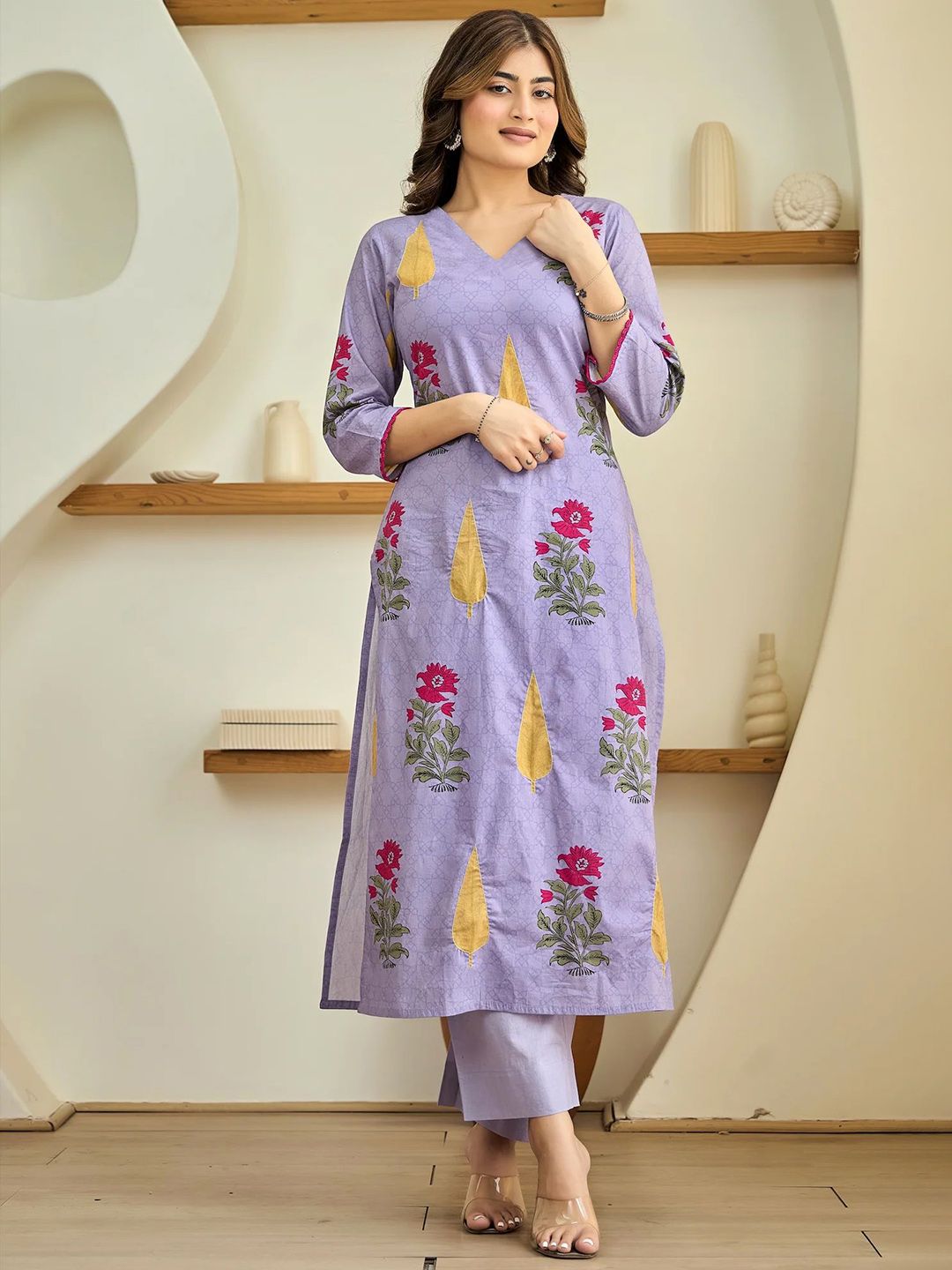 Dhiyona KL Women Floral Printed Regular Kurta with Palazzos & Dupatta