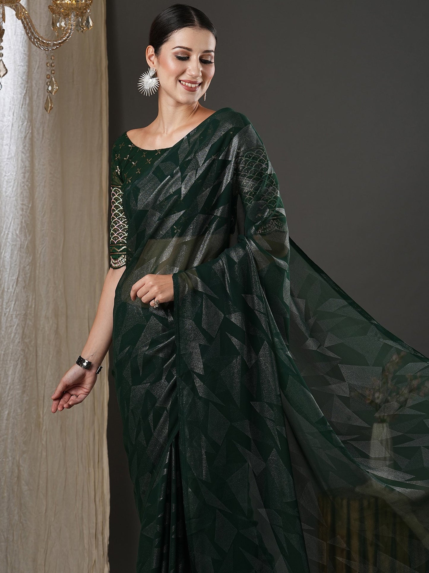 Women's Georgette Green Printed Designer Saree With Blouse Piece