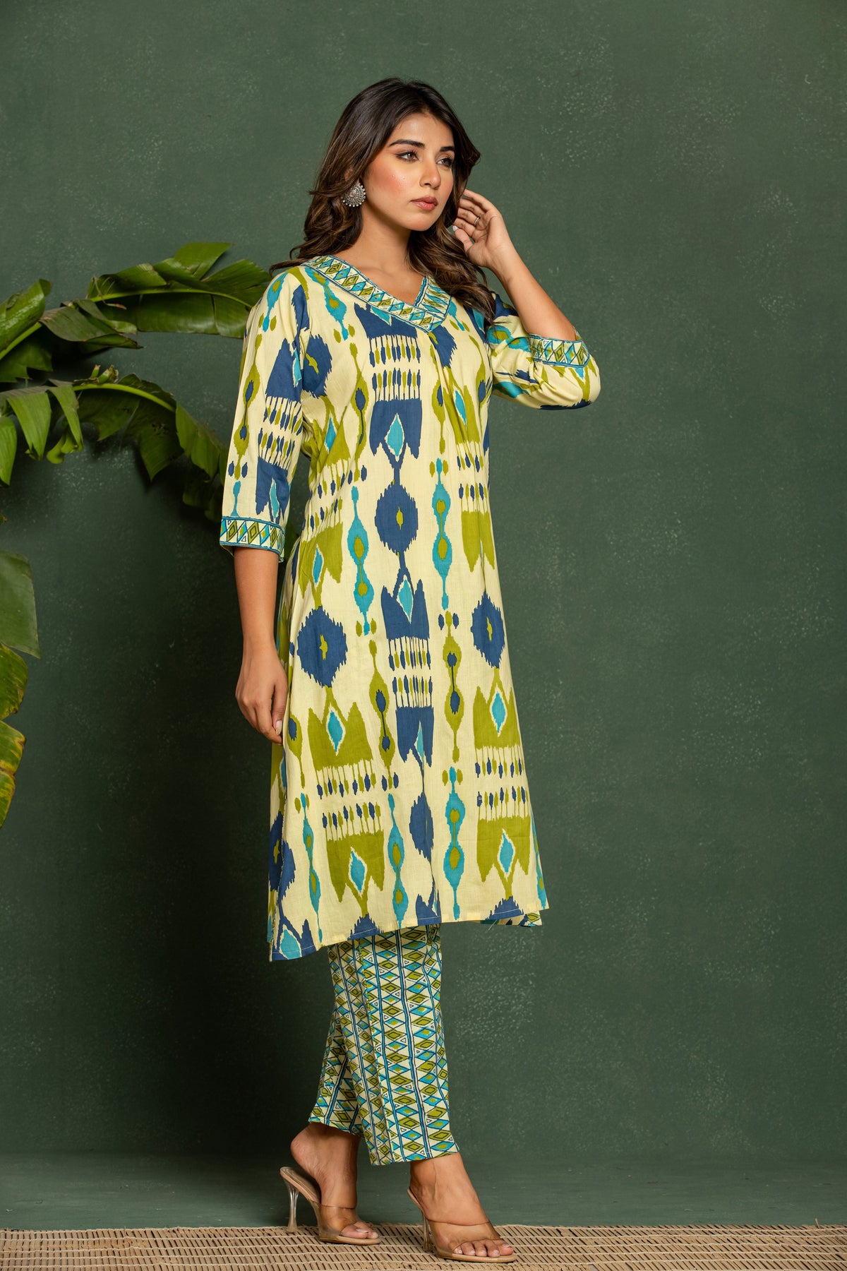 SASHA PASTEL PRINTED KURTA PANT SET