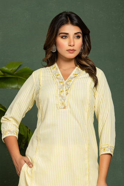 ITI DAFFODIL COTTON KURTA PANT SET