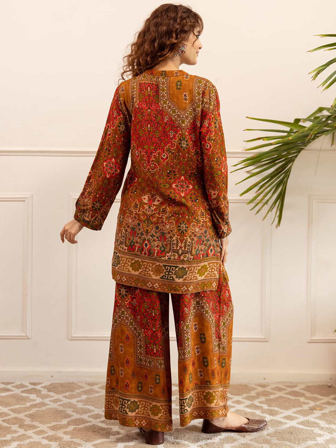 Women Ethnic Motifs Printed A-Line Kurta & Palazzos