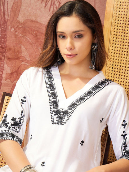 Embroidered V-Neck Kurta & Trousers Kurta Sets