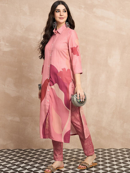 Floral Printed Straight Kurta with Trousers