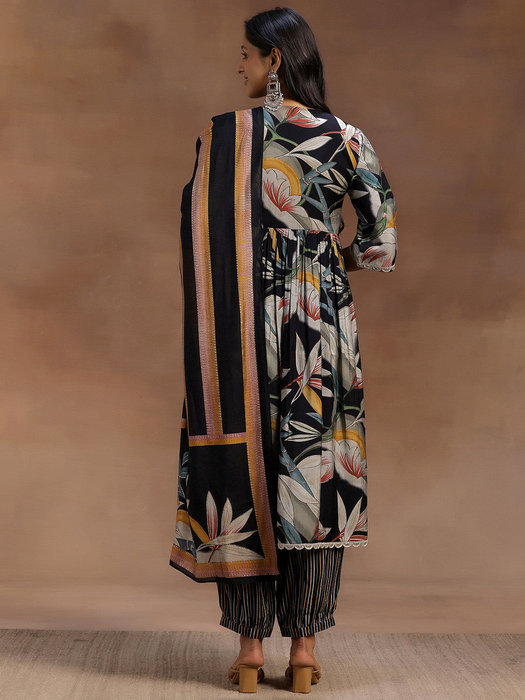 Women Floral Printed Empire Kurta with Trousers & With Dupatta