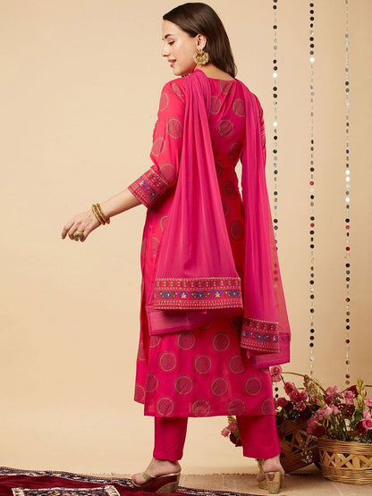 Dhiyona KL Women Ethnic Motifs Printed Regular Kurta with Trousers & With Dupatta