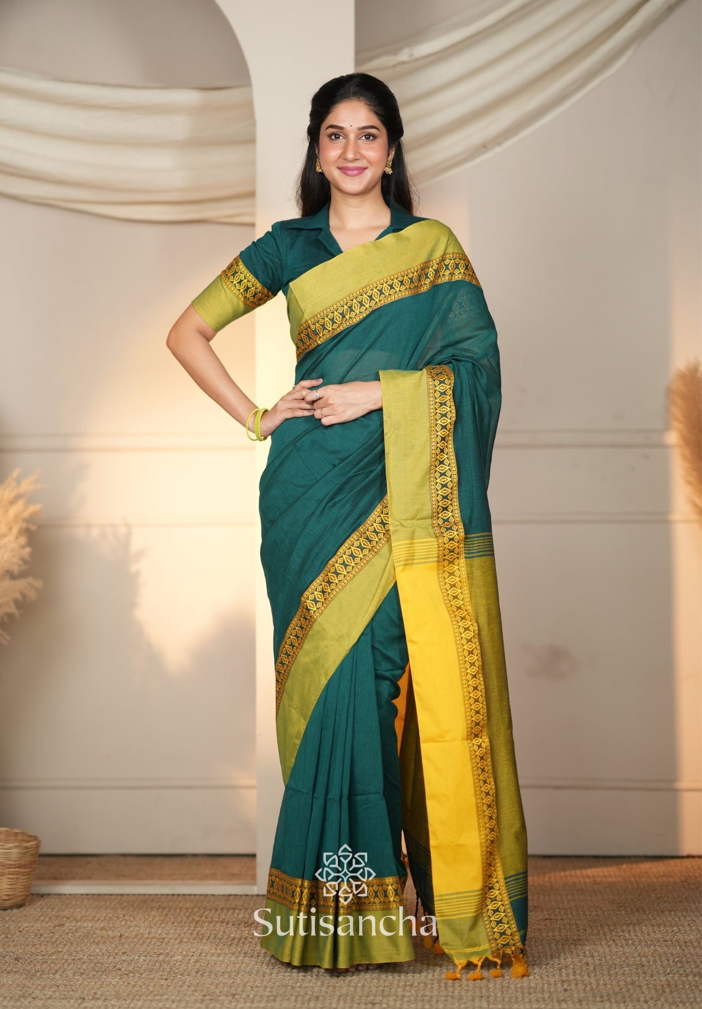 Dhiyona SS Timeless Weave Bengal Cotton Saree by Sutisancha