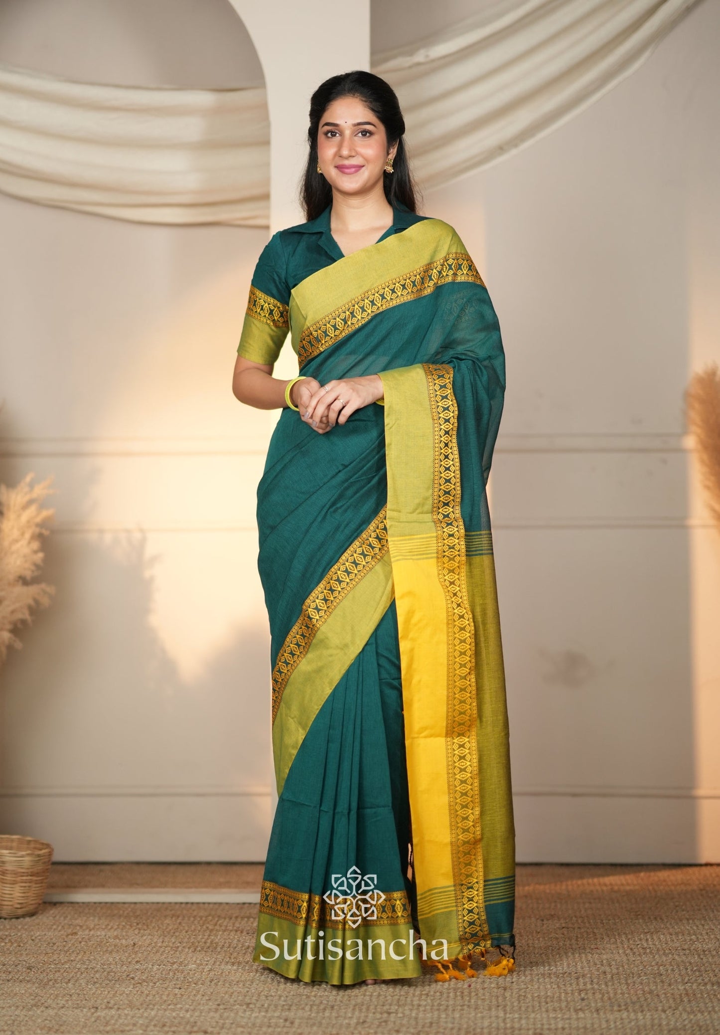 Dhiyona SS Timeless Weave Bengal Cotton Saree by Sutisancha