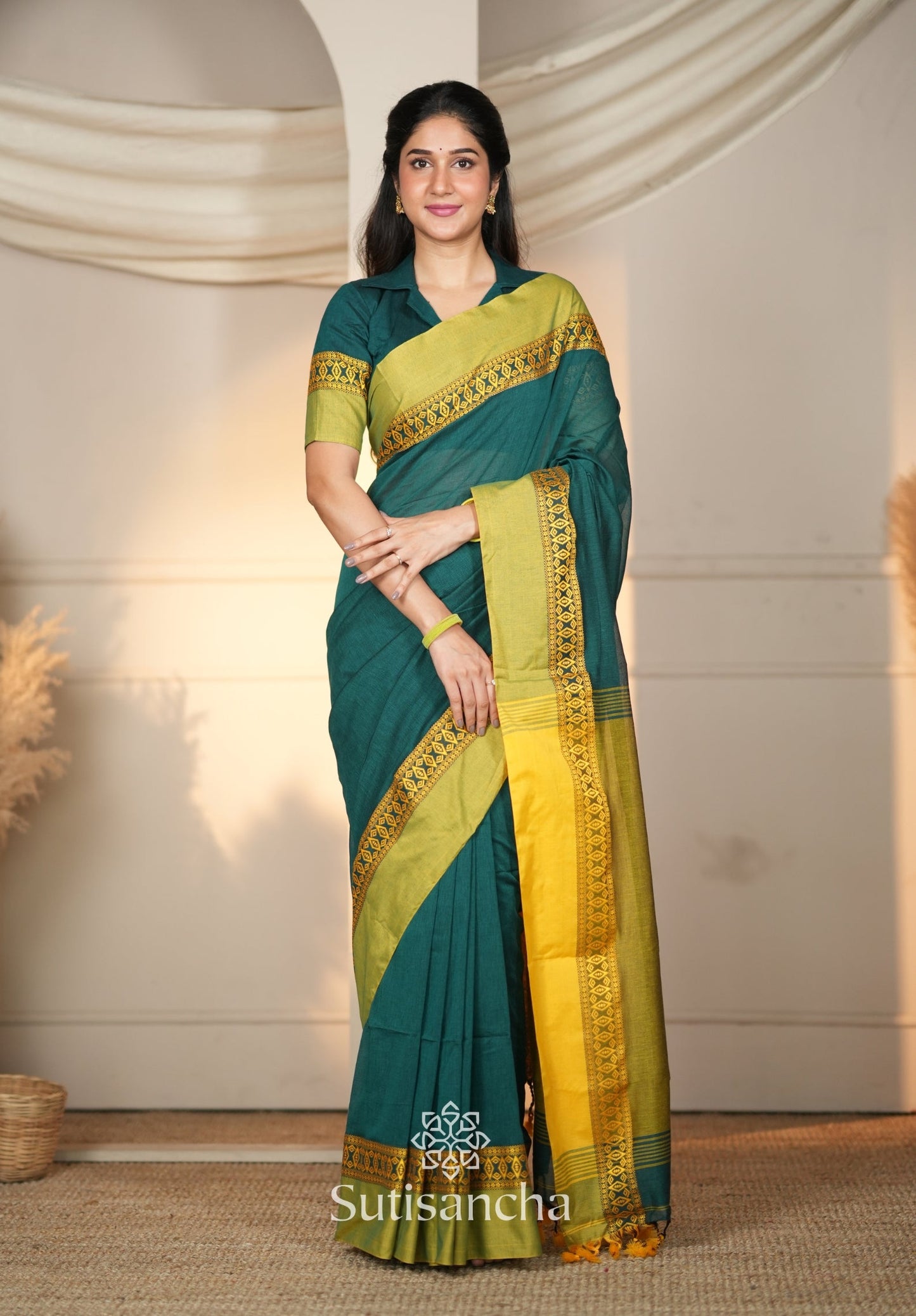 Dhiyona SS Timeless Weave Bengal Cotton Saree by Sutisancha