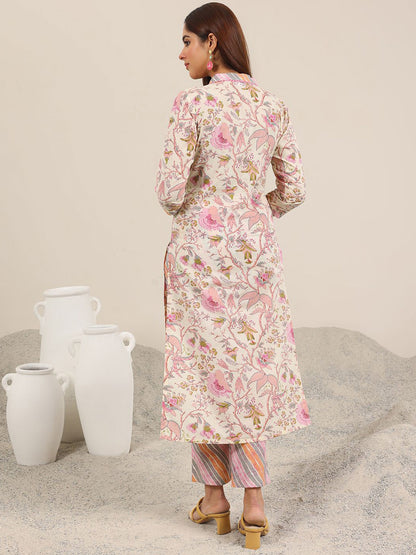 Women Floral Printed Kurta with Trousers