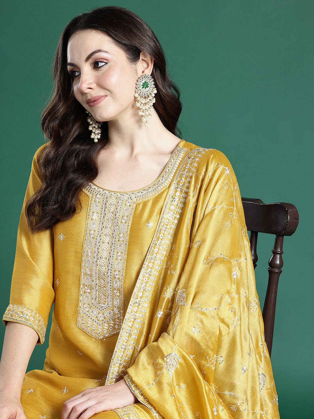 Dhiyona IE Ethnic Motifs Embroidered Kurta with Trousers & Dupatta