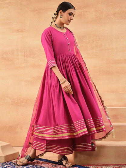 Dhiyona IS Women's Floral Printed Gotta Patti High Slit Pure Cotton Kurta With Trousers & Dupatta