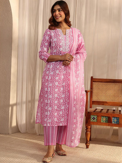 Women Floral Printed Regular Thread Work Kurta with Trousers & With Dupatta