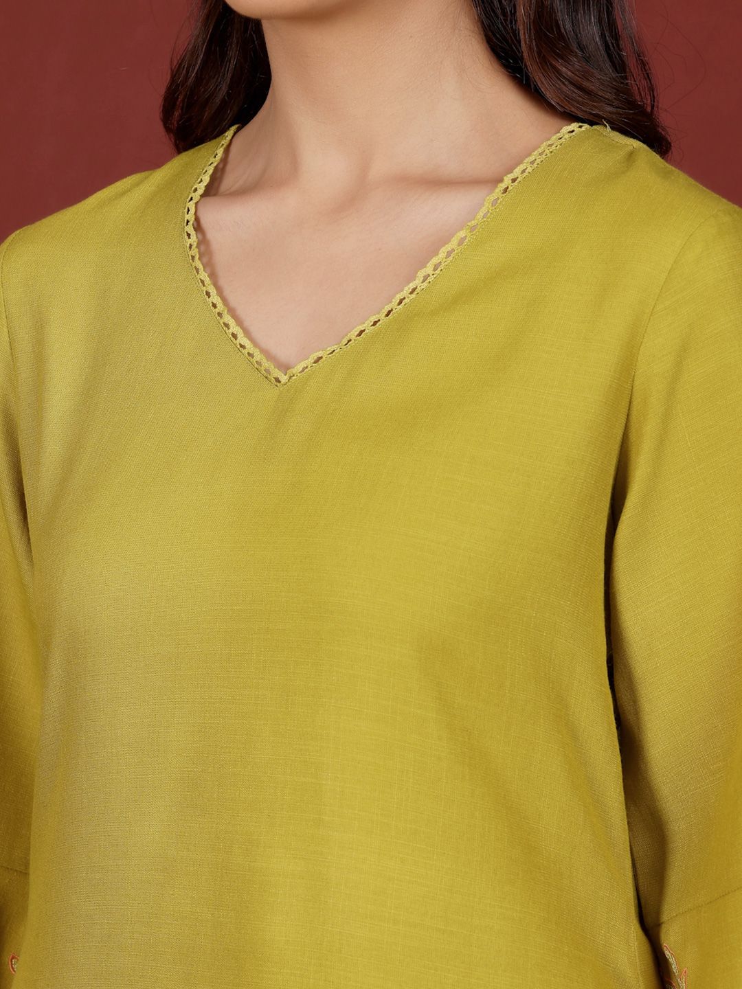 Lime Green Floral Embroidered V-Neck Thread Work Straight Kurta With Trousers