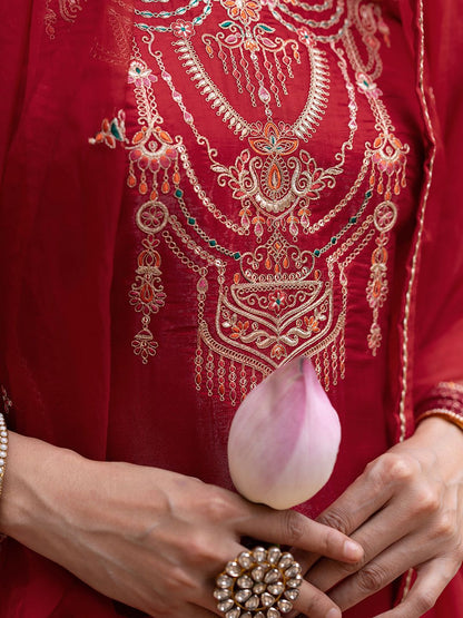 Dhiyona CH Ethnic Motifs Embroidered Thread Work Kurta with Trousers & With Dupatta