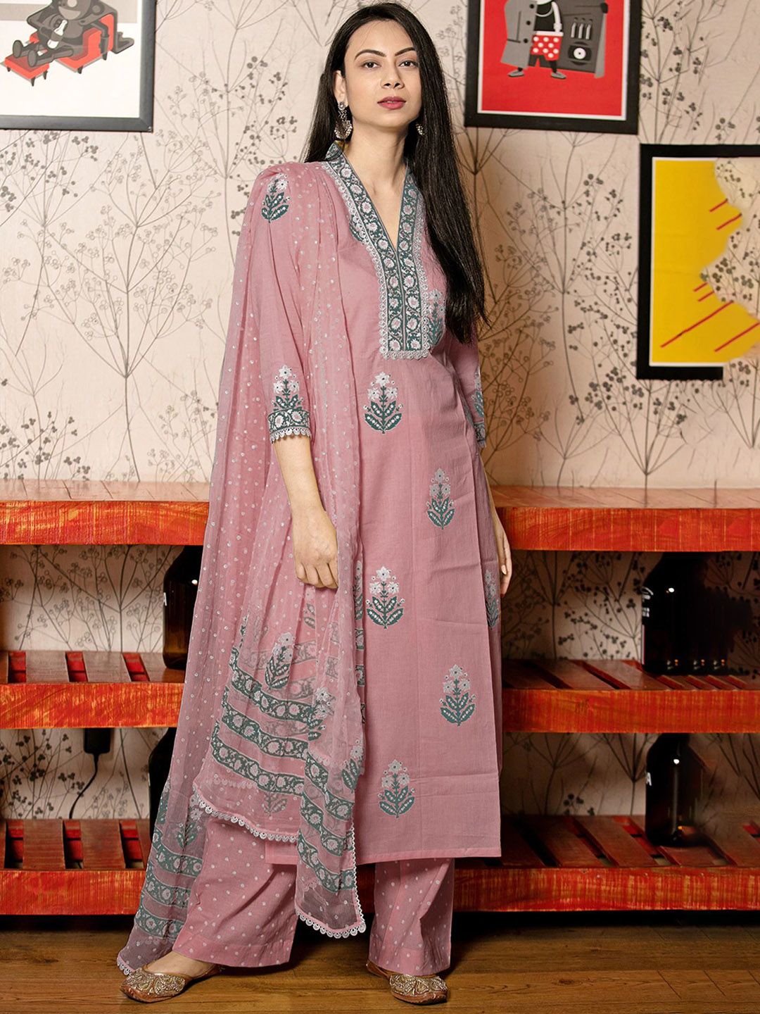 Dhiyona KL Floral Printed V-Neck Straight Kurta With Palazzos And Dupatta