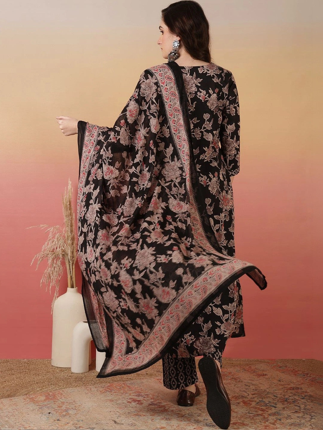 Women Floral Printed Regular Pure Cotton Kurta with Trousers & With Dupatta