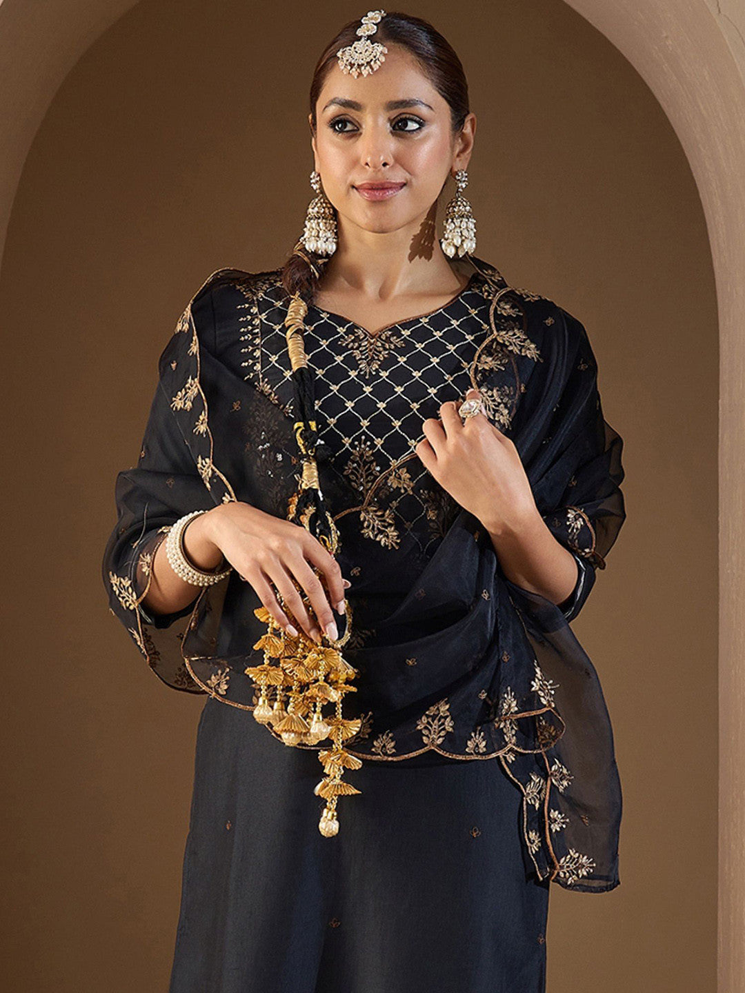 Women Embroidered Regular Liva Kurta with Trousers & With Dupatta
