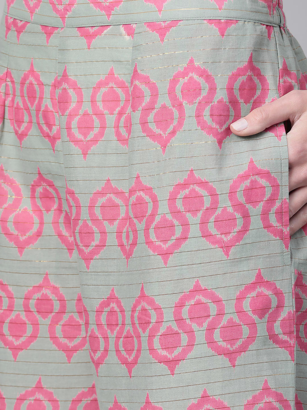 Women Green & Pink Printed Kurta with Palazzos