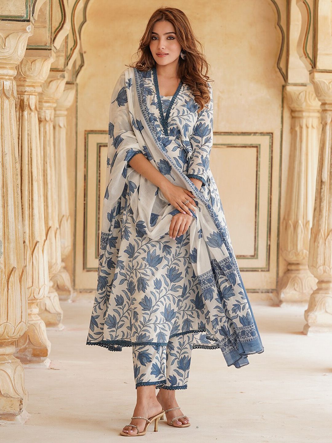 Dhiyona KL Floral Printed Anarkali Pure Cotton Kurta with Trousers & Dupatta