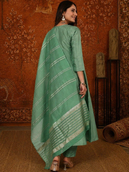 Women Floral Embroidered Empire Sequinned Kurta with Trousers & With Dupatta