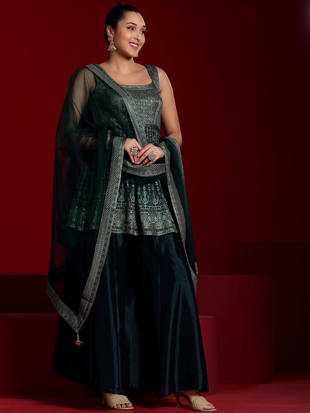 Dhiyona LL Ethnic Motifs Embroidered Sequinned Kurti with Palazzos & Dupatta