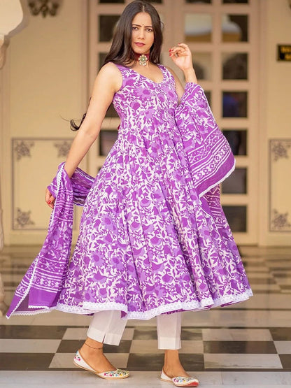 Dhiyona KL Floral Printed Empire Anarkali Kurta with Trousers & Dupatta