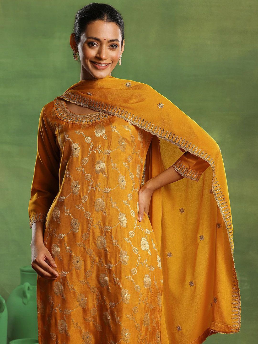 Dhiyona LL Women Floral Regular Kurta with Palazzos & With Dupatta