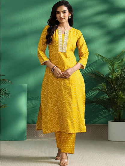 Women Ethnic Motifs Printed Regular Thread Work Kurta with Trousers