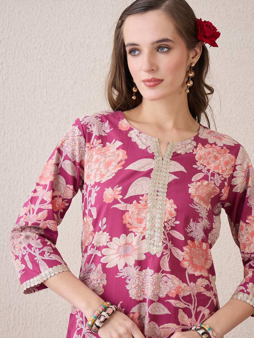 Dhiyona IE Floral Printed Notch Neck Thread Work Cotton Straight Kurta